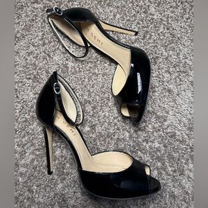 M. Gemi NWOB Black Patent Leather Stiletto Heel Ankle Wrap Sandals Size 38.5